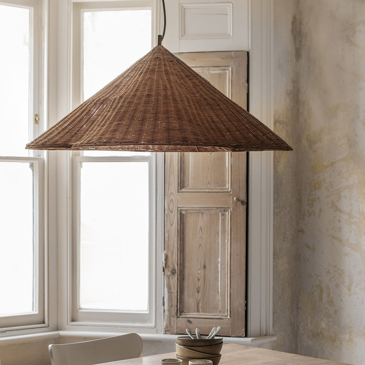 Brown is back - Homes & Gardens